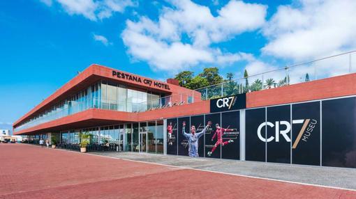 Exterior del Hotel Pestana CR7 en Funchal, Madeira