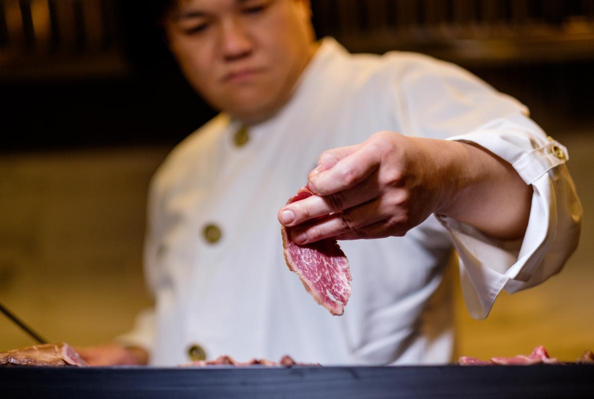 Seiji Yamamoto cree que el jamón es «un producto perfecto, diferente a todos los que conozco»