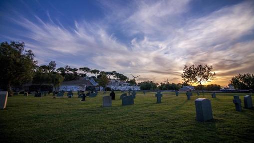 Pradera del cementerio de Chiclana de la Frontera, en Cádiz