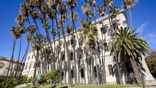 Palacio de la Aduana, sede del Museo de Málaga. Fuente: andalucia.org