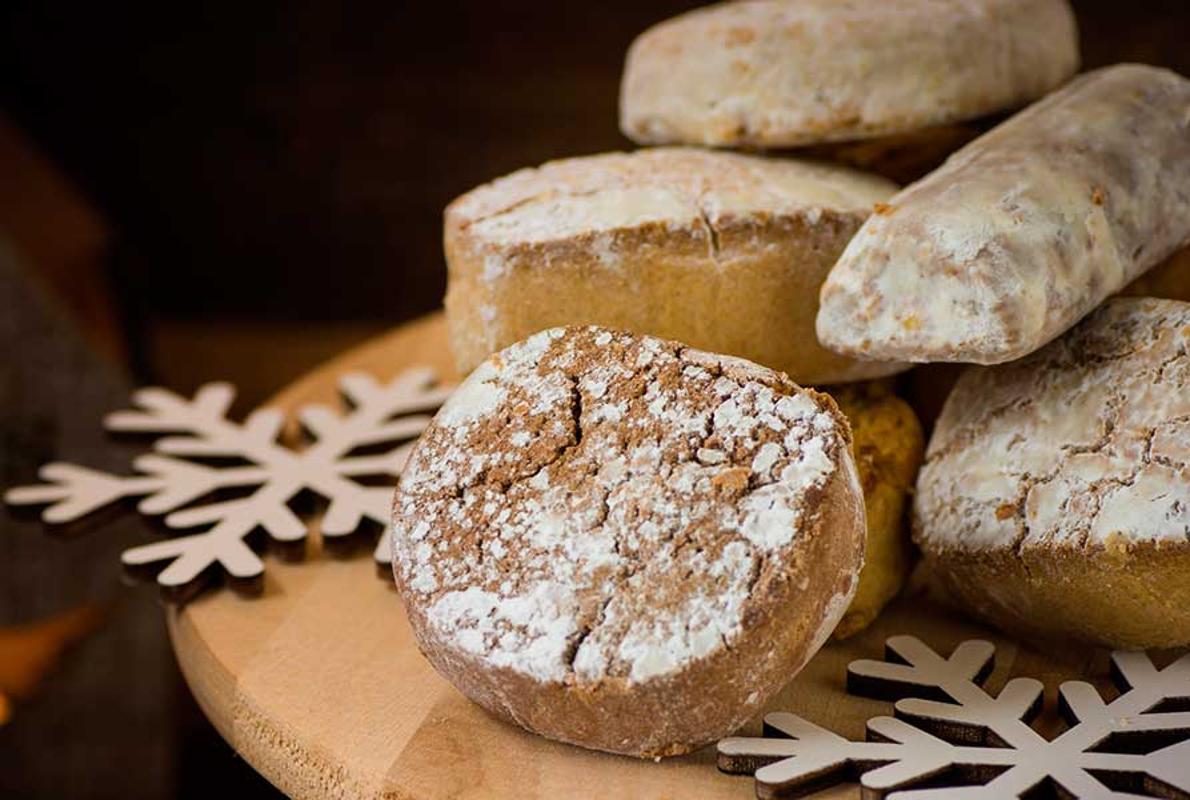 Mantecados, polvorones, y otros dulces tradicionales de Navidad