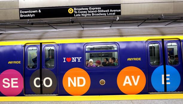Los neoyorquinos ya disfrutan de la nueva línea de metro de la Segunda Avenida