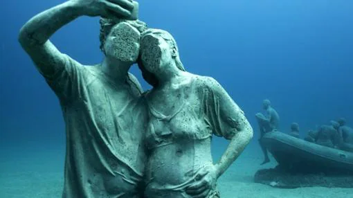 Vídeo: Viaje por el único museo submarino de Europa, en Lanzarote