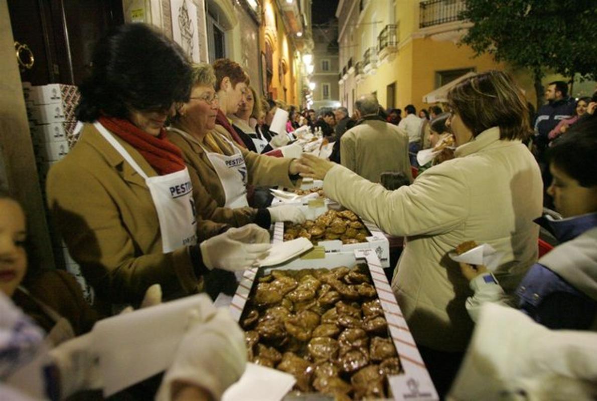 Fiesta de la Pestiñada en Cádiz. Fuente: cadizturismo.com