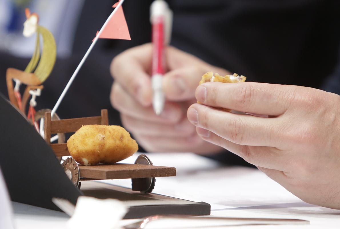 Andoni Luis Adúriz, jurado del III Campeonato internacional Joselito a la mejor croqueta de jamón del mundo