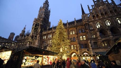 El mercadillo de Navidad que se celebra cada año en la Marienplatz