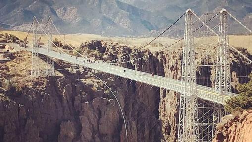 Quince de los saltos de «puenting» más altos y salvajes del mundo