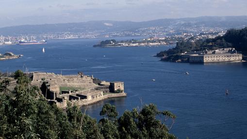 Castillos en la entrada de la ría de Ferrol