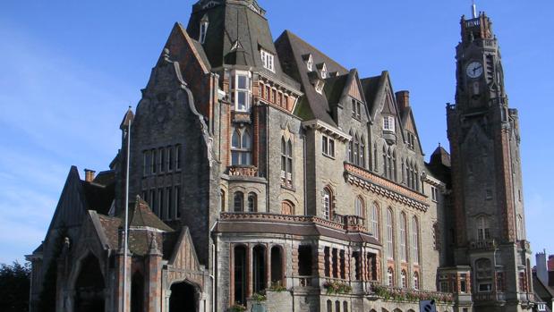 Ayuntamiento de Le Touquet, una mezcla de arquitecturas unidas a partir de 1931