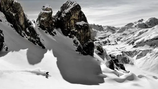 Las cumbres blancas de Arlberg, la estación de esquí más grande de Austria