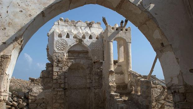 La isla en ruinas que un día estuvo construida en coral