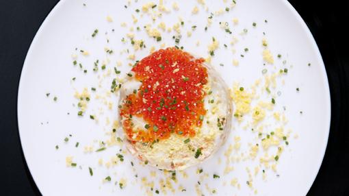 Ensaladilla rusa con caviar de trucha, de La Tasquita de Enfrente