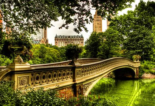 La historia del puente más romántico de Nueva York
