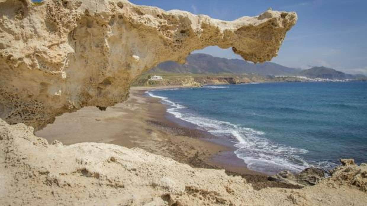 Playa de los Escullos, en el Parque natural del Cabo de Gata-Níjar