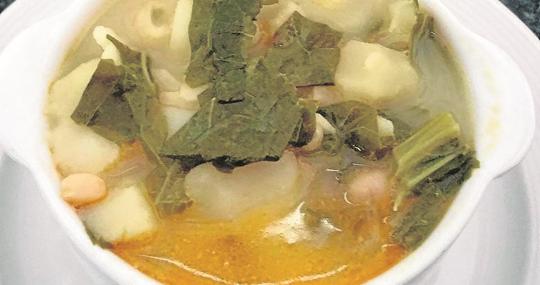 Caldo de berza de A’Voltiña