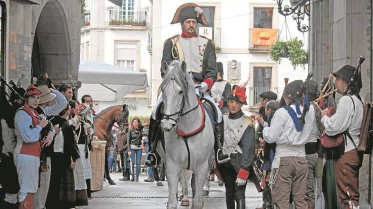 La Celebración de la Reconquista enfrenta a los invasores franceses y a los ciudadanos de Vigo que repelieron su llegada