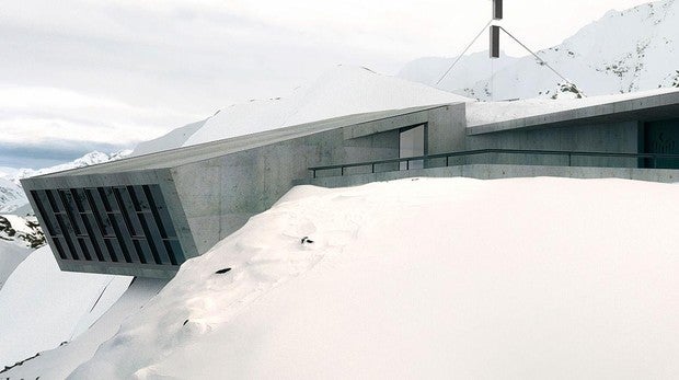 La guarida de un villano: así es el nuevo museo de James Bond