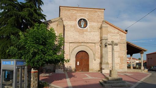 Iglesia de Santa María del Castillo en Flores de Ávila