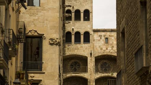 Plaça del Rei desde la calle del Veguer