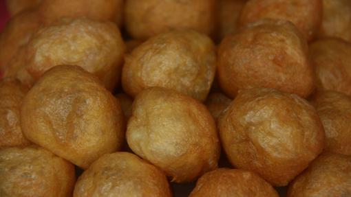 Cómo hacer buñuelos en casa y otras recetas dulces de Todos los Santos