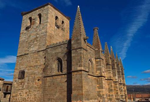 La iglesia colegiata de San Martín de Bonilla de la Sierra