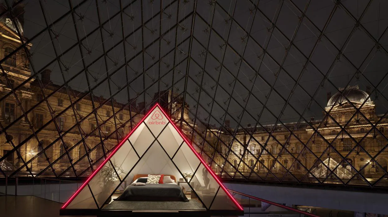 Pirámide de Airbnb que servirá de dormitorio el próximo 30 de abril