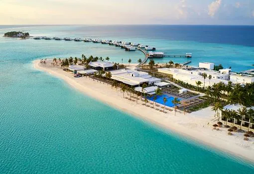 Los hoteles españoles construidos sobre el océano en las Maldivas