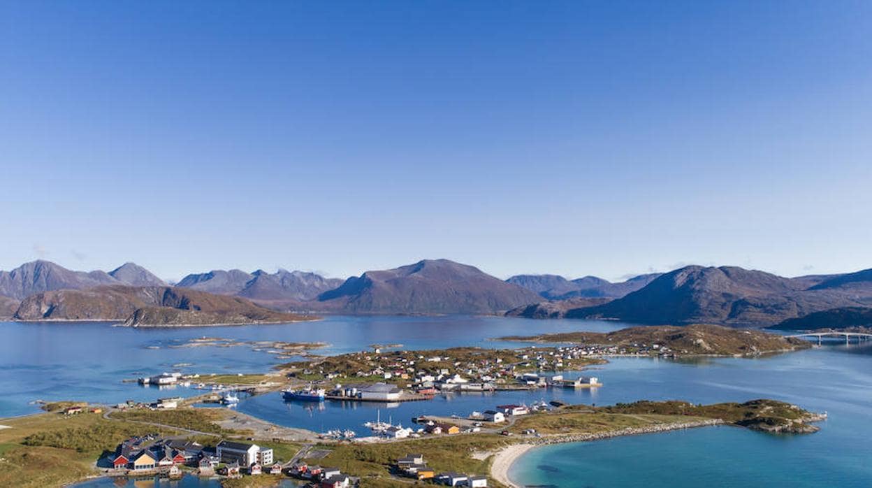 Panorámica de la isla de Sommarøy