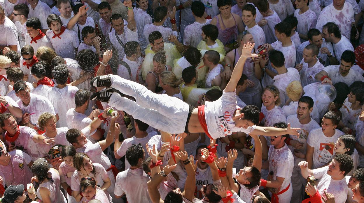 Ambiente de fiesta en los Sanfermines