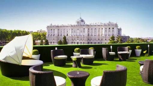 Terraza jardines de Sabatini con vistas al Palacio Real Jardines de Sabatini