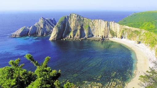 La playa del Silencio situada en Cudillero (Asturias)