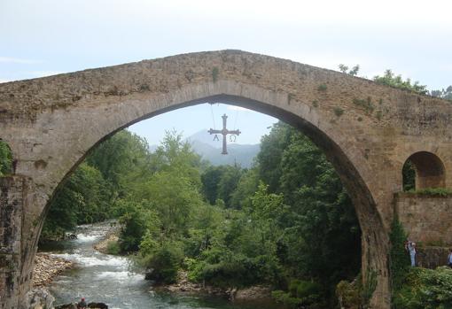 Puente romano de Candas de Onís