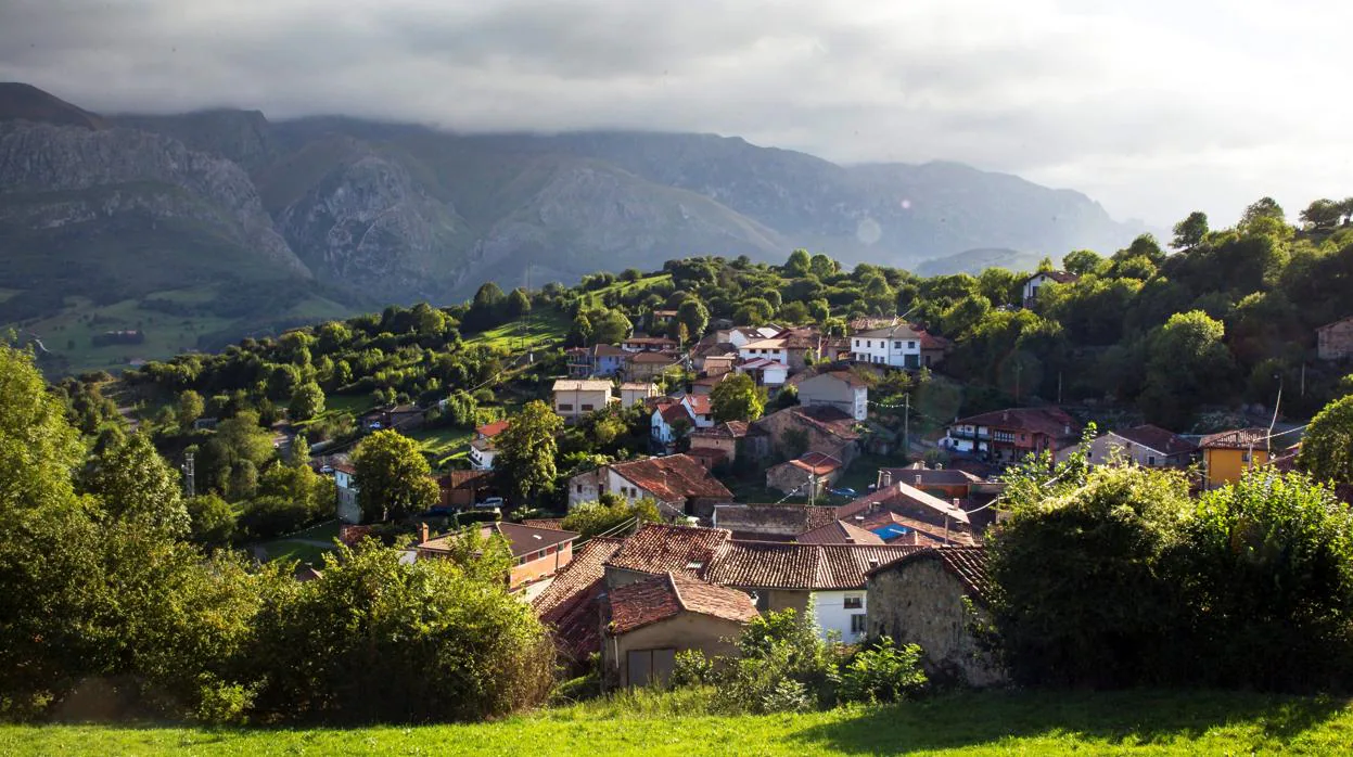 Asiegu, una pequeña aldea de Cabrales situada en el corazón de los Picos de Europa