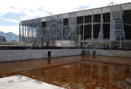 Una de las piscinas exteriores del estadio acuático, fotografiada en 2017