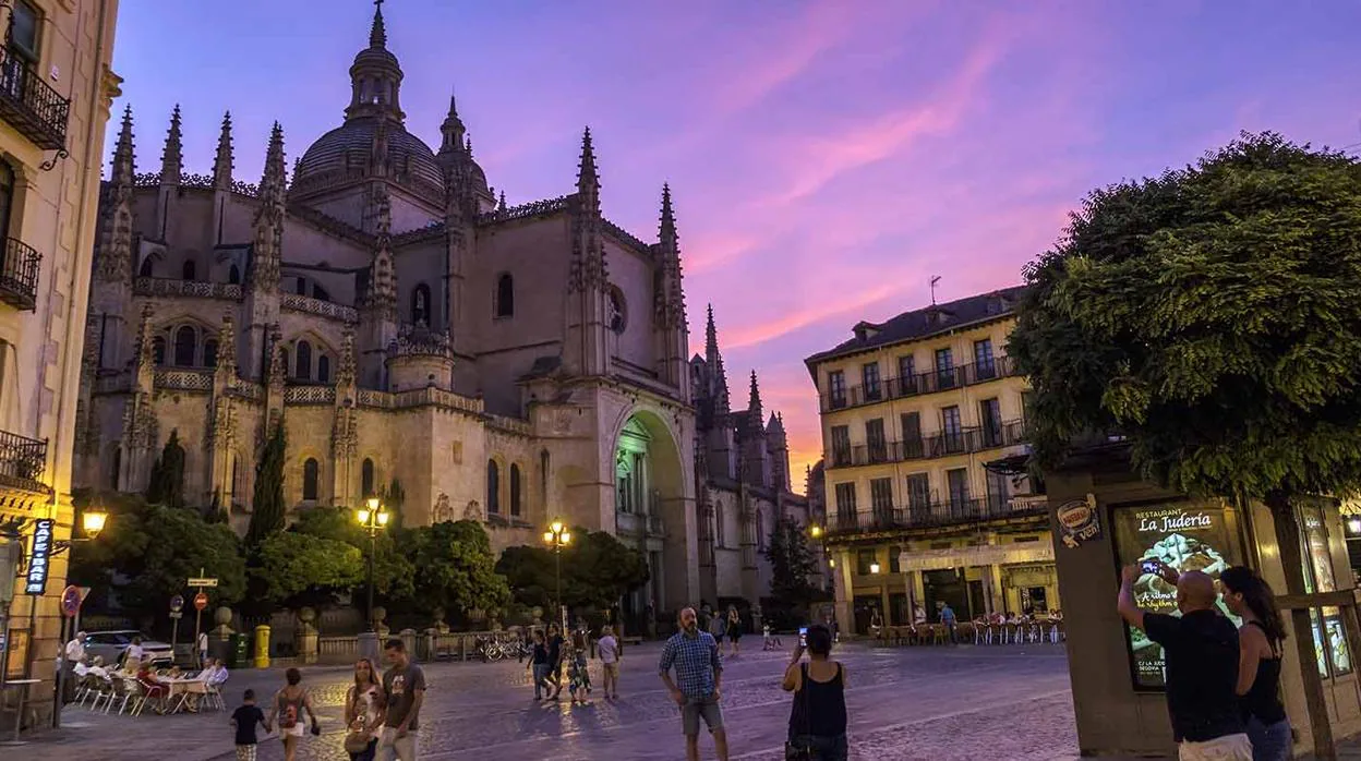 Atardecer desde la catedral de Segovia