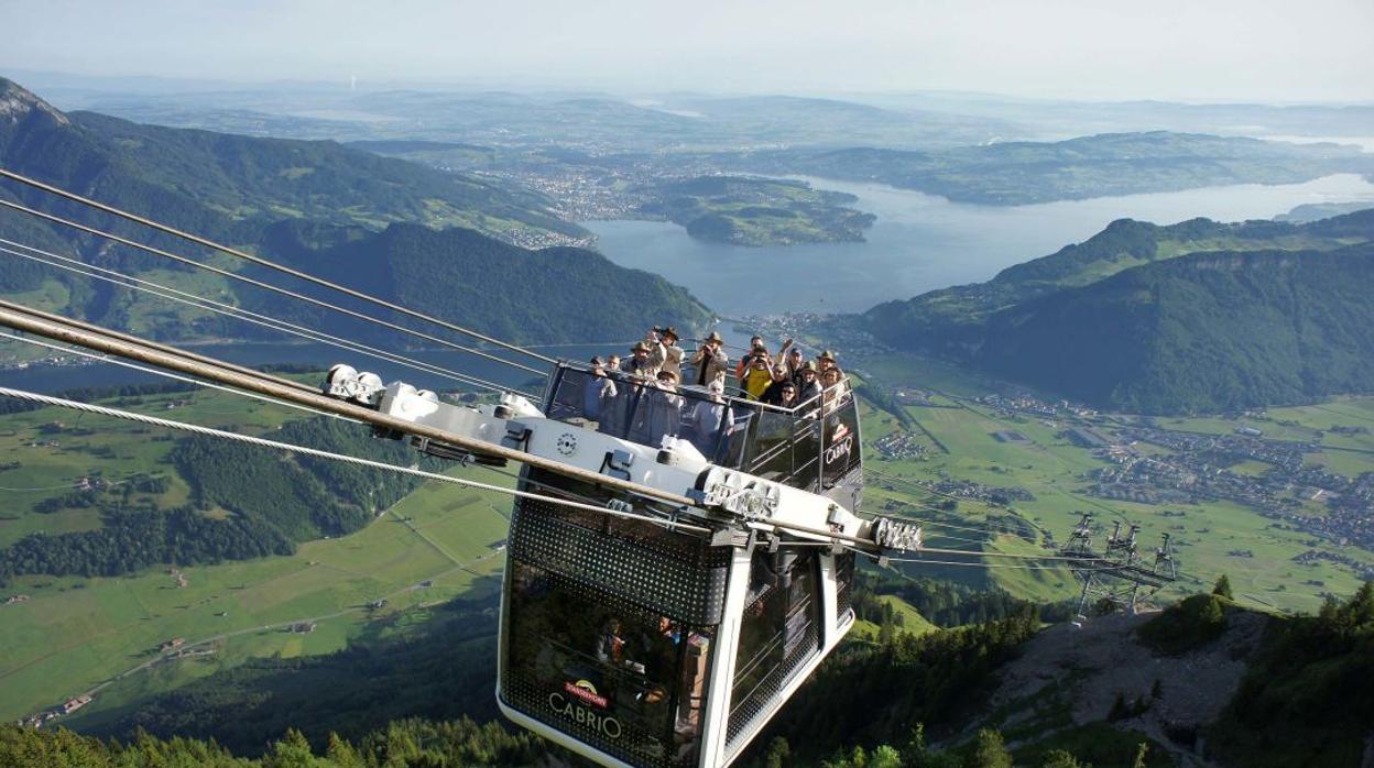 Cinco teleféricos por el mundo para visitar desde el salón de casa