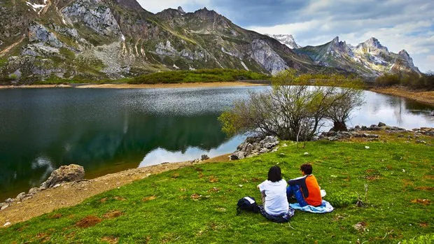 Ocho buenas ideas para pasar unas vacaciones en familia en Asturias