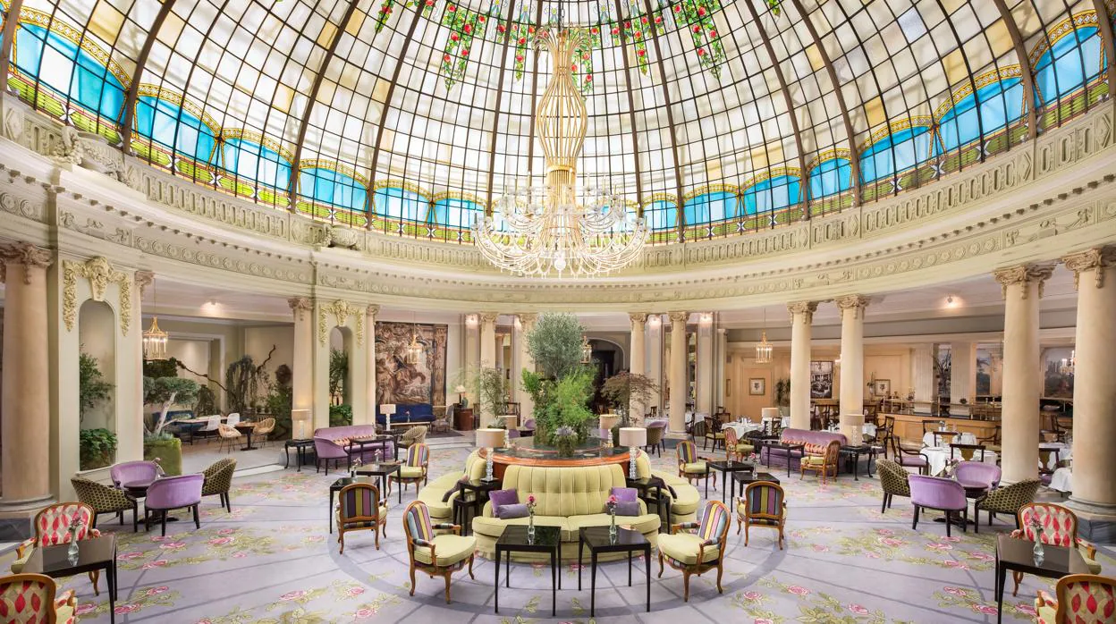 La inconfundible Rotonda del hotel Palace, en Madrid