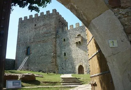 Castillo de San Vicente de Argüeso