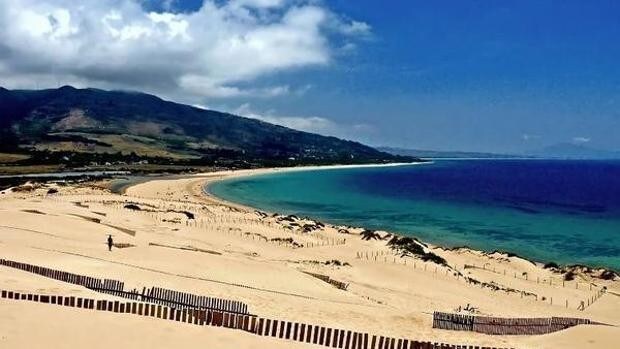 Más de cuarenta playas sin humo para disfrutar en Andalucía