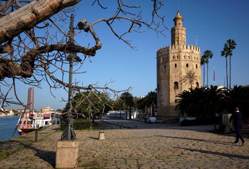 La Torre del Oro está celebrando su ochocientos cumpleaños