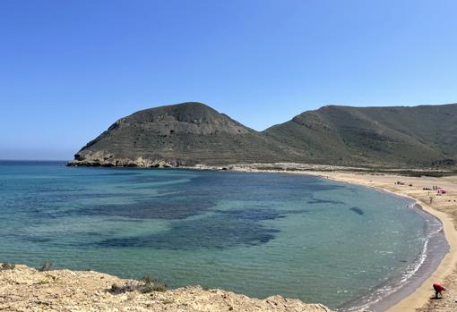 Son espectaculares las aguas transparentes en el Playazo.