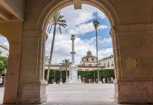 La plaza Vieja es la más antigua de la ciudad de Almería.