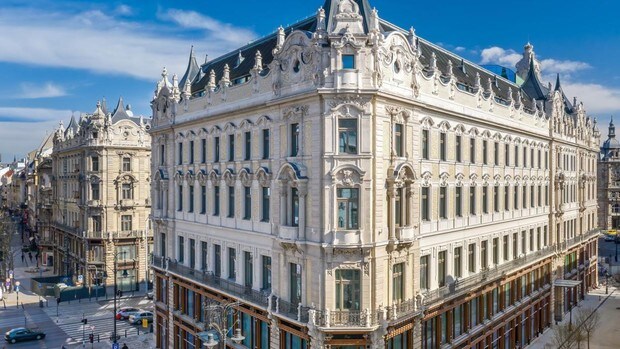 Este palacio protegido por la Unesco es ahora un hotel de gran lujo en Budapest