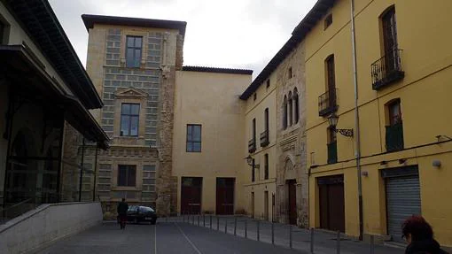 Torreón y Palacio del Conde Luna