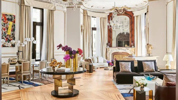 Así es la suite de 20.000 euros la noche que fue despacho de Mario Conde