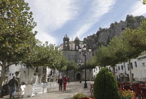 Conoce Grazalema: Las siete claves para visitar este pueblo con encanto de la Sierra de Cádiz