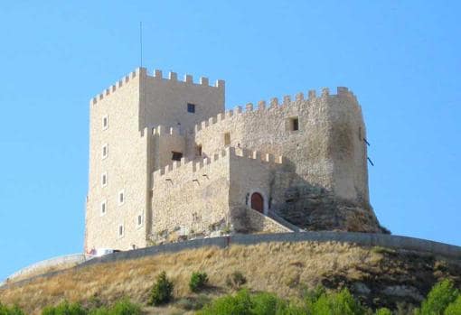 Castillo de Curiel hoy convertido en hotel y restaruante