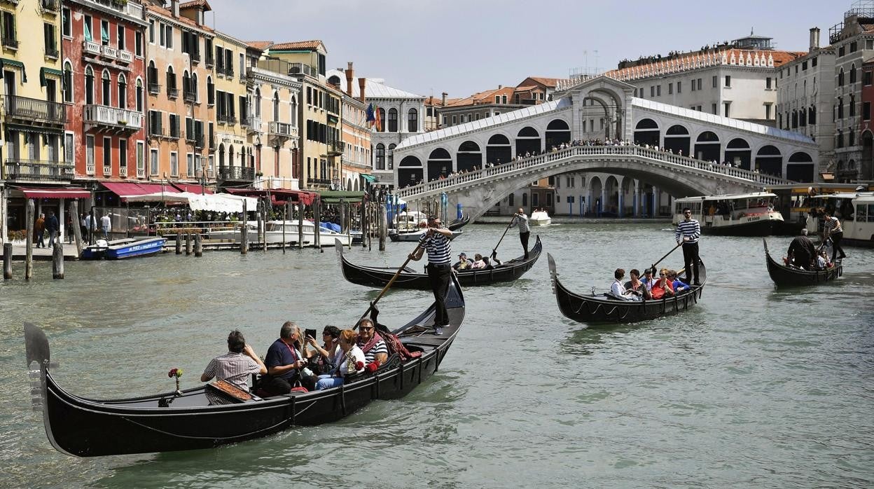 Venecia, entre las góndolas y la arquitectura de incuestionable belleza