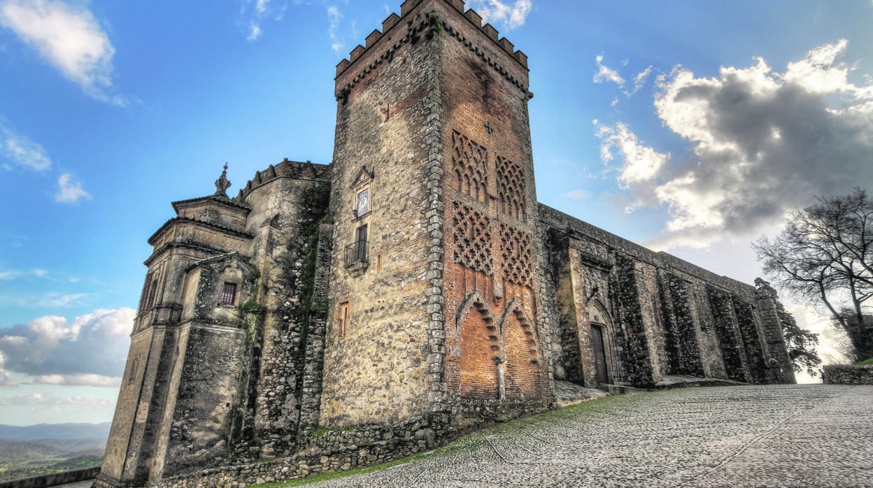 Iglesia prioral de Nuestra Señora del Mayor Dolor de Aracena